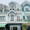 Bán nhà 2 lầu 1 trệt - sổ hồng riêng - Thuận An - Bình Dương